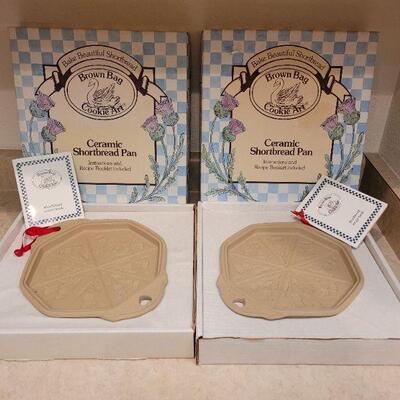 Lot 54: (2) Brown Bag Cookie Art Shortbread Pans - Thistles