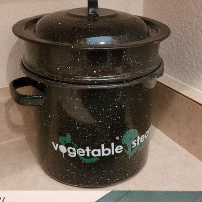 Lot 55: New Anchor Hocking Casserole Dish and Enamel Ware Veggie Steamer