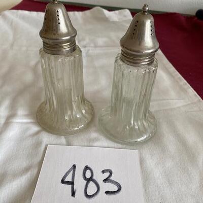 Lot 483 - Vintage Salt and Pepper