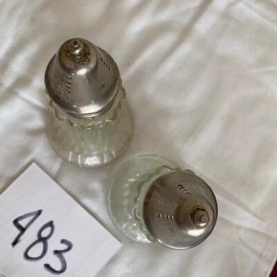 Lot 483 - Vintage Salt and Pepper