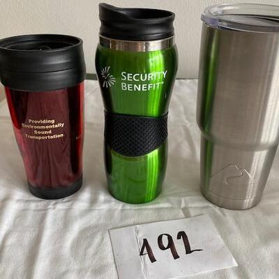 Lot 492 - insulated cups