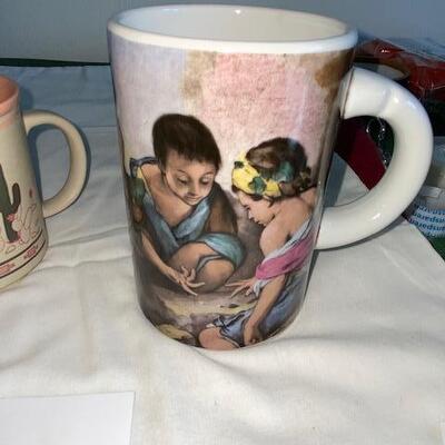 Lot 496 - mug tree and 2 mugs