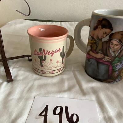Lot 496 - mug tree and 2 mugs