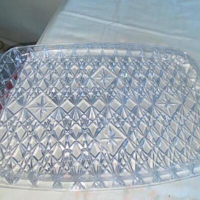 Lot 497 - plastic party ware