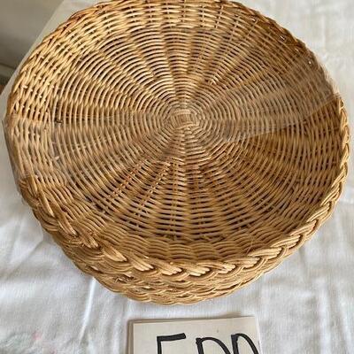 Lot 500 - Rattan Paper Plate Holders