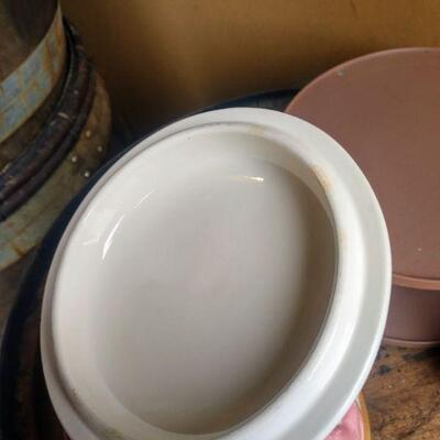 Cookie Jar and Misc Kitchen Lot