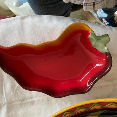 Lot 516 - Chip and dip platter and bowl