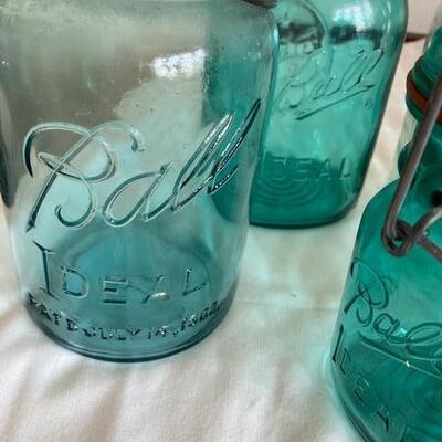 Lot 518 - Vintage Blue Canning Jars