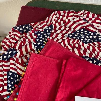 Lot 523 - Kitchen Placemats and towels