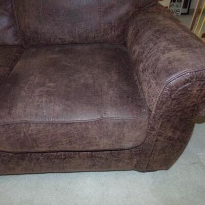 LOT 75  BROWN LEATHER SOFA