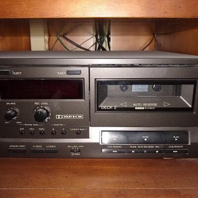 Technics Stereo Double Cassette Deck RS-TR212
