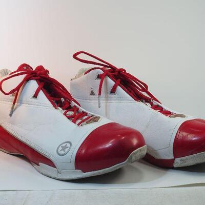 Lot 69, Size 18 Men's Converse red and White Basketball Shoes