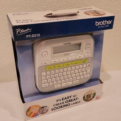 Lot 74: New BROTHER P-Touch Label Maker PT-D210