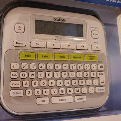 Lot 74: New BROTHER P-Touch Label Maker PT-D210