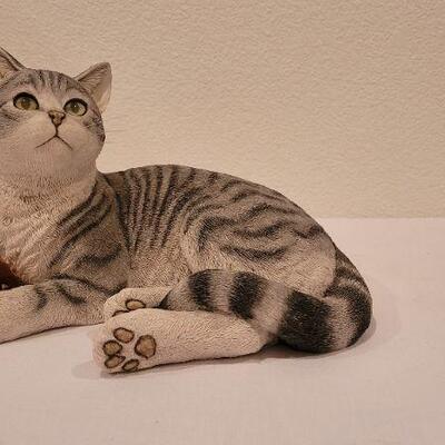 Lot 76: Vintage Handcrafted SILVER TABBY Home Deco Cat
