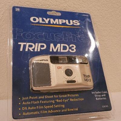 Lot 84: Vintage NEW Olympus TRIP MD3 Point and Shoot Camera