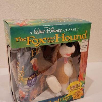 Lot 87: Vintage NEW Fox and the Hound Limted Edition Bundle