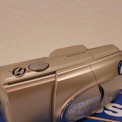 Lot 89: Vintage Olympus LIKE NEW Stylus 150 Camera