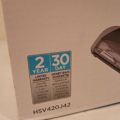 Lot 92: NEW Black and Decker 2 in 1 Cordless Vacuum