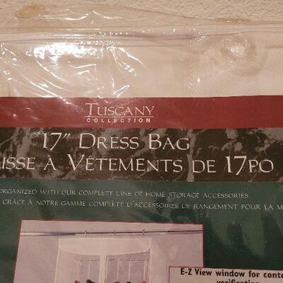 Lot 93: New 17" Dress Garment Closet Bag
