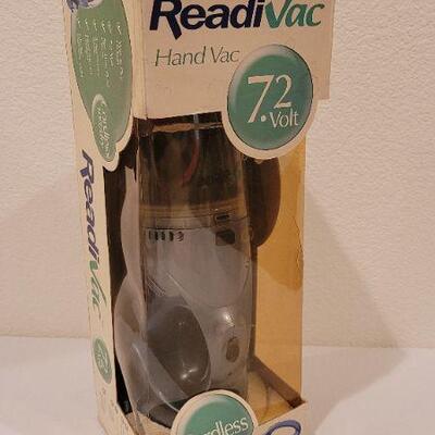 Lot 98: New 7.2 Volt Cordless Wet or Dry Handheld Vacuum