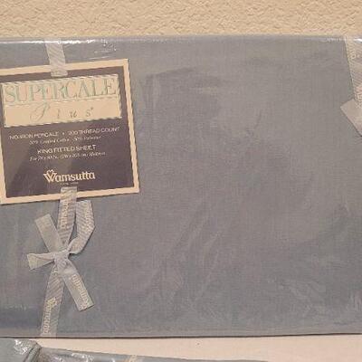 Lot 106: New Vintage WAMSUTTA King Size Sheet and Pillow Supercale Plus Set