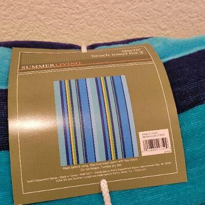 Lot 107: New SUMMER LIVING Beach Towel for 2