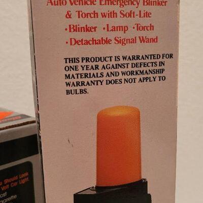 Lot 111: Vintage NEW Car Auto Safety Lighting Bundle 