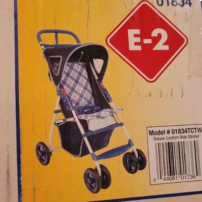 Lot 114: New Deluxe Comfort Ride Stroller by COSCO