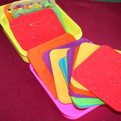 Lot 537 - Tupperware stencils with box