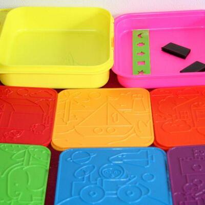 Lot 537 - Tupperware stencils with box