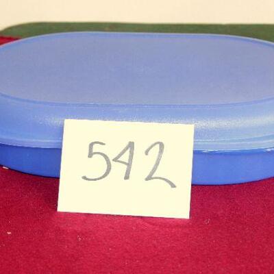 Lot 542 - Tupperware Container