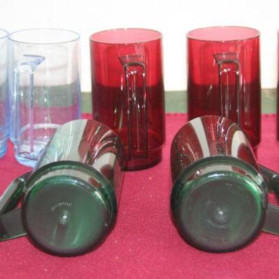 Lot 555- Tupperware Mugs