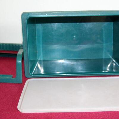 Lot 557 - Tupperware Carry All