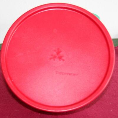 Lot 556- Tupperware Cookie Containers