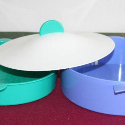 Lot 561- Tupperware Steamer Container with lid