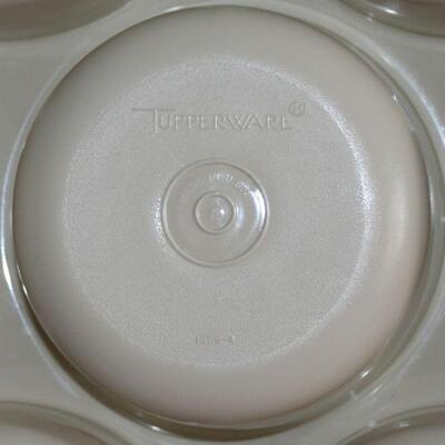 Lot 563 - Tupperware Vegetable Server
