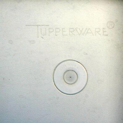 Lot 564 - Tupperware Cake Keeper
