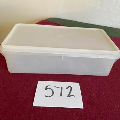 Lot 572 - Tupperware Rectangle container