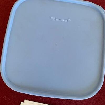 Lot 589 - Tupperware Containers