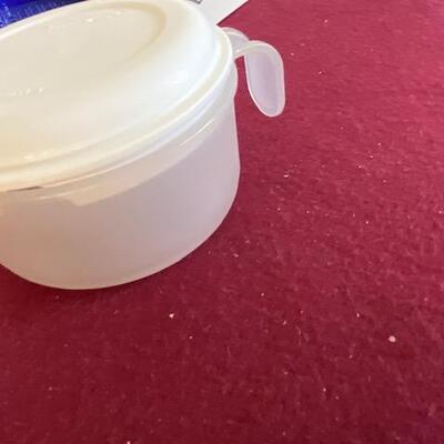 Lot 592 - tupperware Cooks Maid
