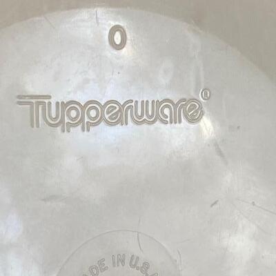 Lot 594 - Tupperware Bowls