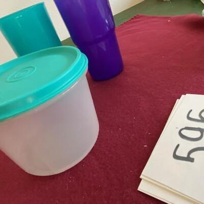 Lot 595 - Tupperware items