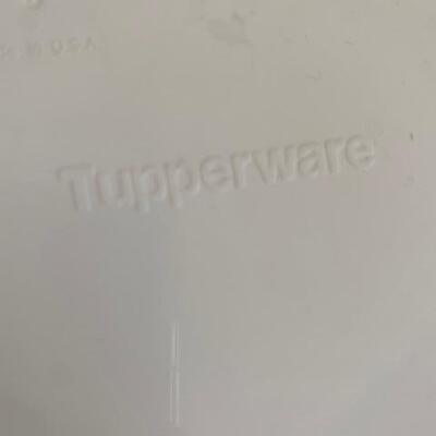 Lot 600 - Tupperware Cookie Canister