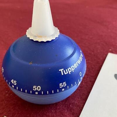 Lot 602 - tupperware kitchen timer