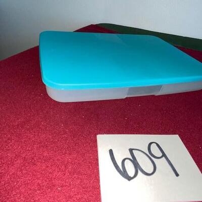 Lot 609 - Tupperware Freezer Mate