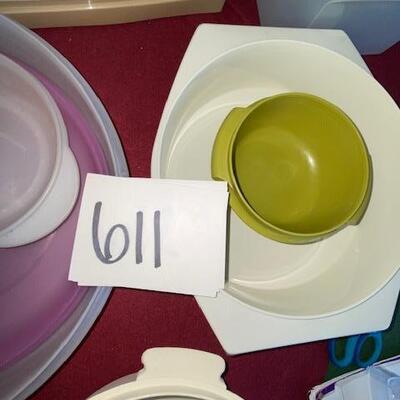 Lot 611 - tupperware bowls only...NO LIDS