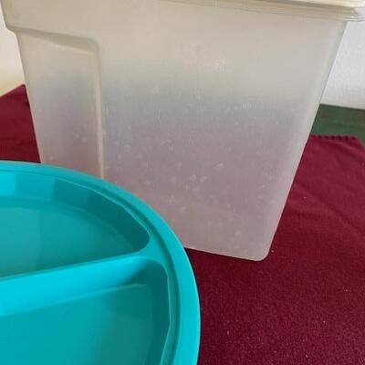 Lot 612 - Plastic Divided Plates and cereal keeper