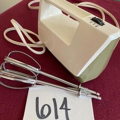 Lot 614 -  Hamilton Beach Mixette