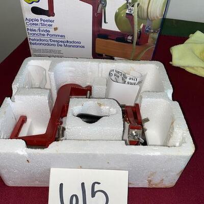 Lot 615 - Apple Peeler